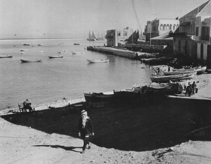 مدينة طرابلس عاصمة الشمال اللبناني عام 1941