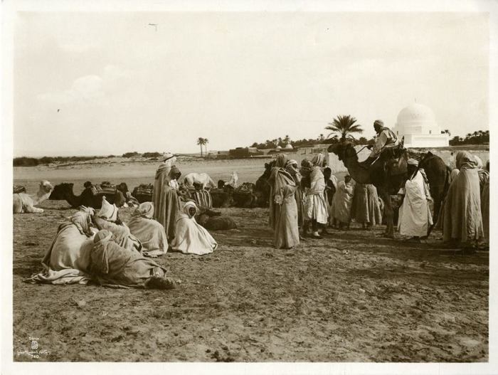 من الجزائر 1900 .